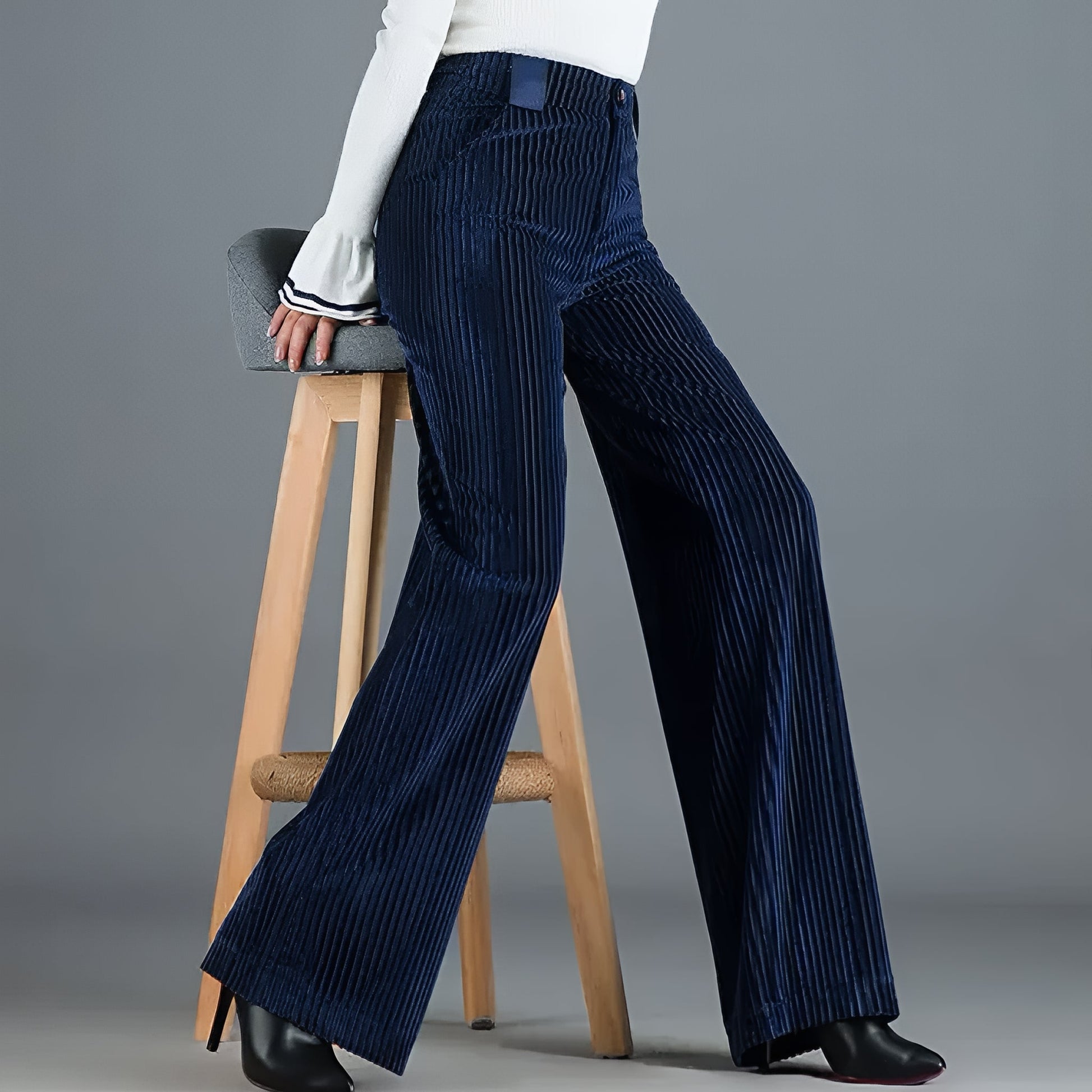 Luxe Pleated Velvet Trousers | Sophisticated Comfort