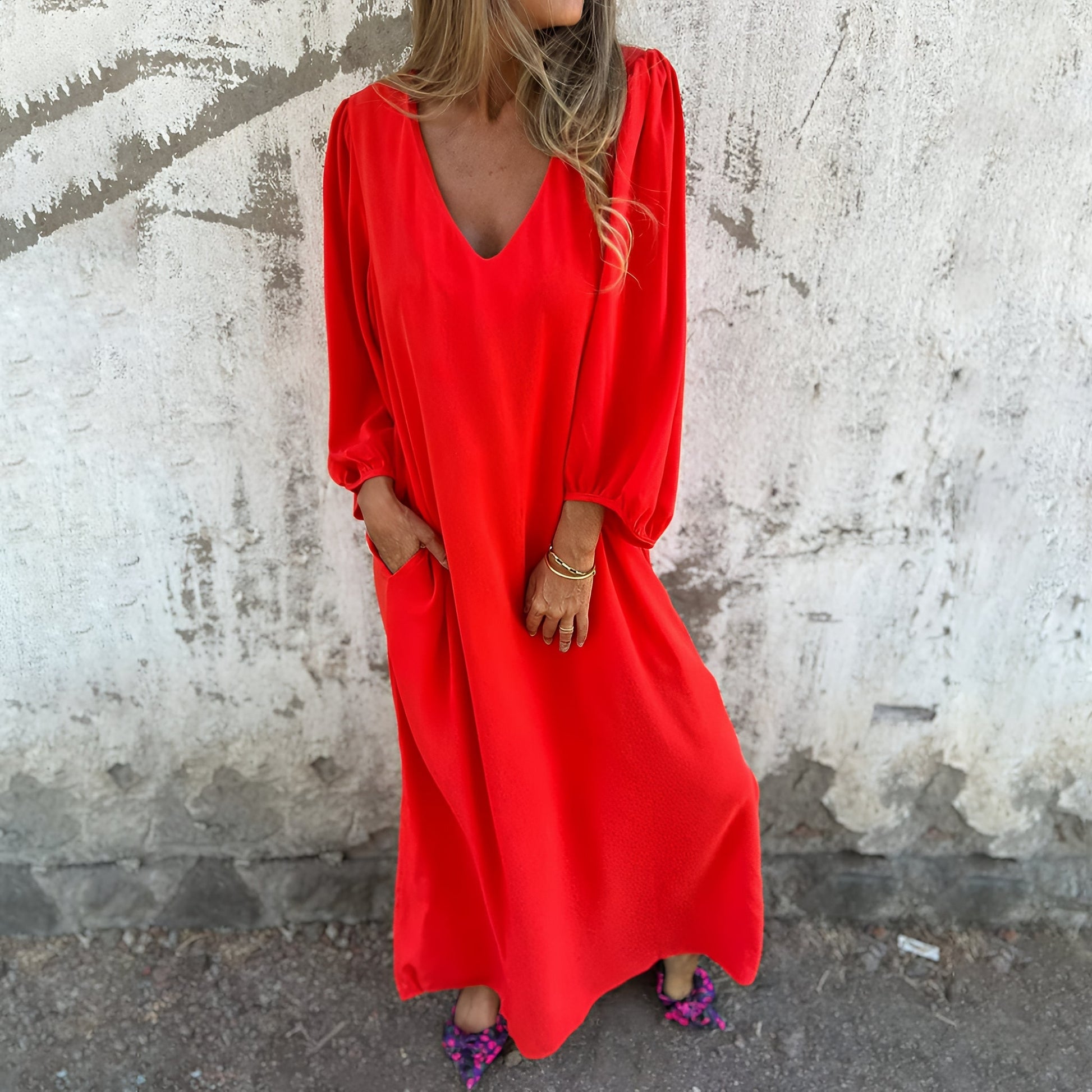 Minimalist Flow Maxi Dress | Timeless Elegance with a Relaxed Fit