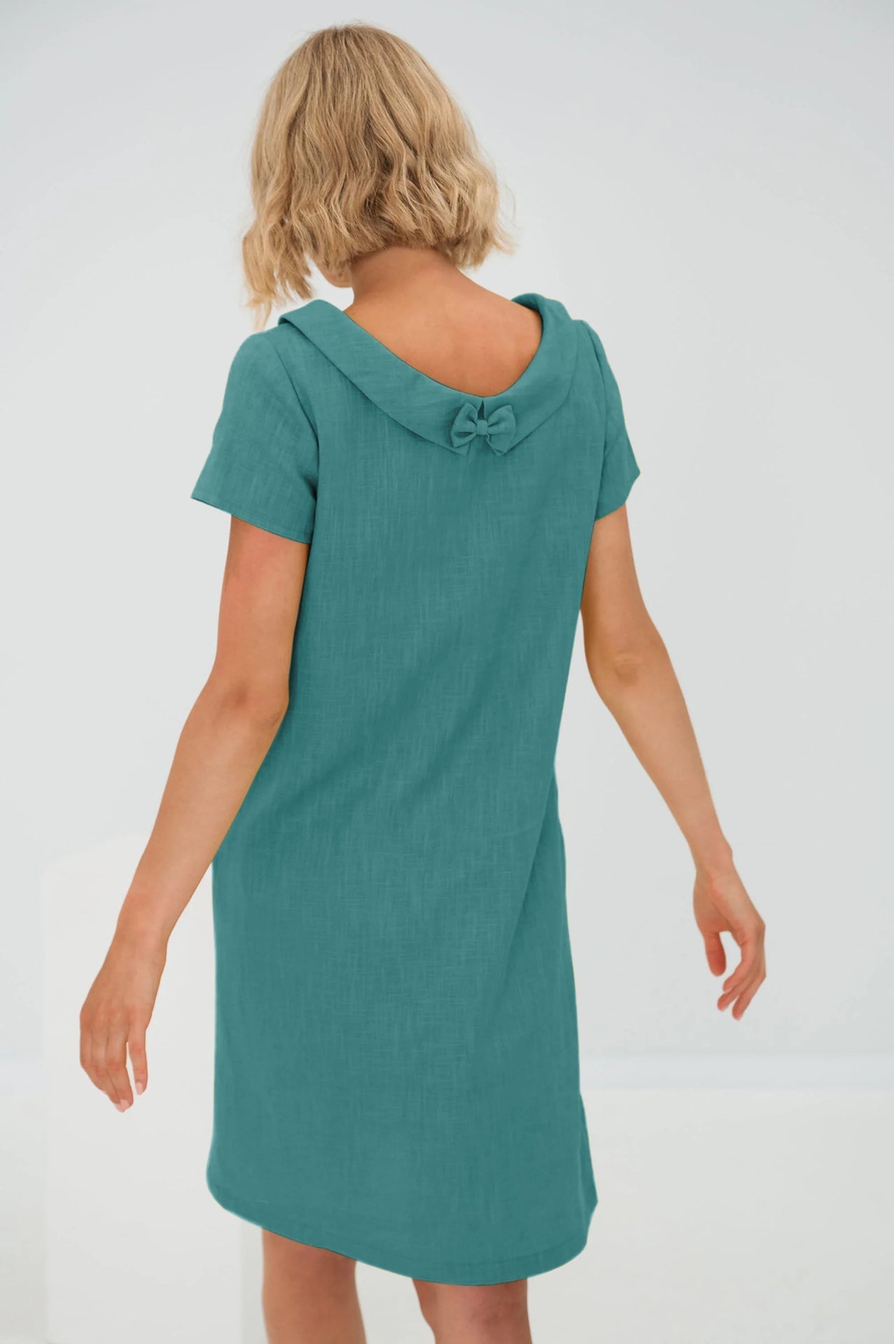 Minimalist Linen-Blend Shift Dress | Timeless Elegance for Every Day