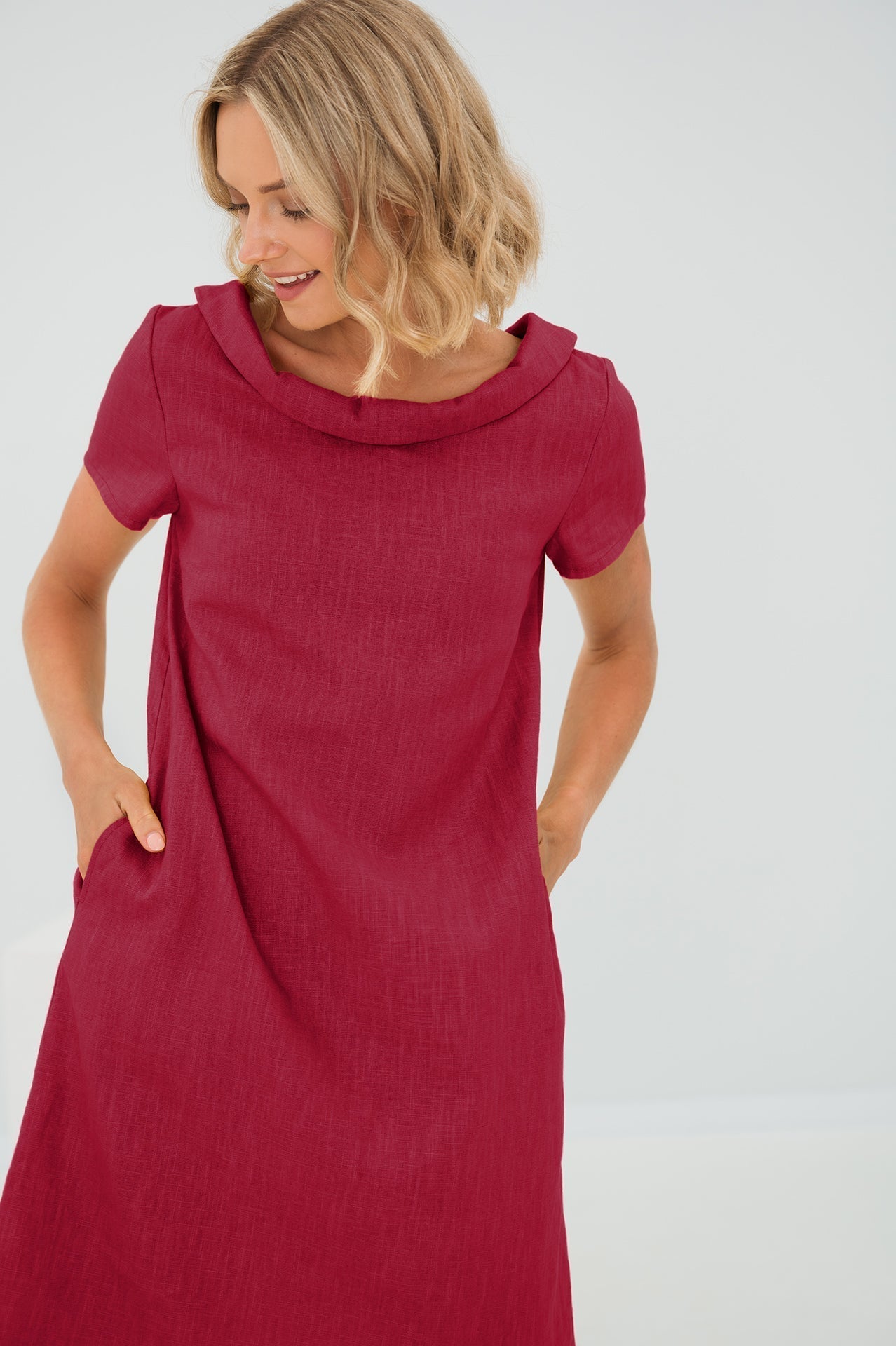 Minimalist Linen-Blend Shift Dress | Timeless Elegance for Every Day