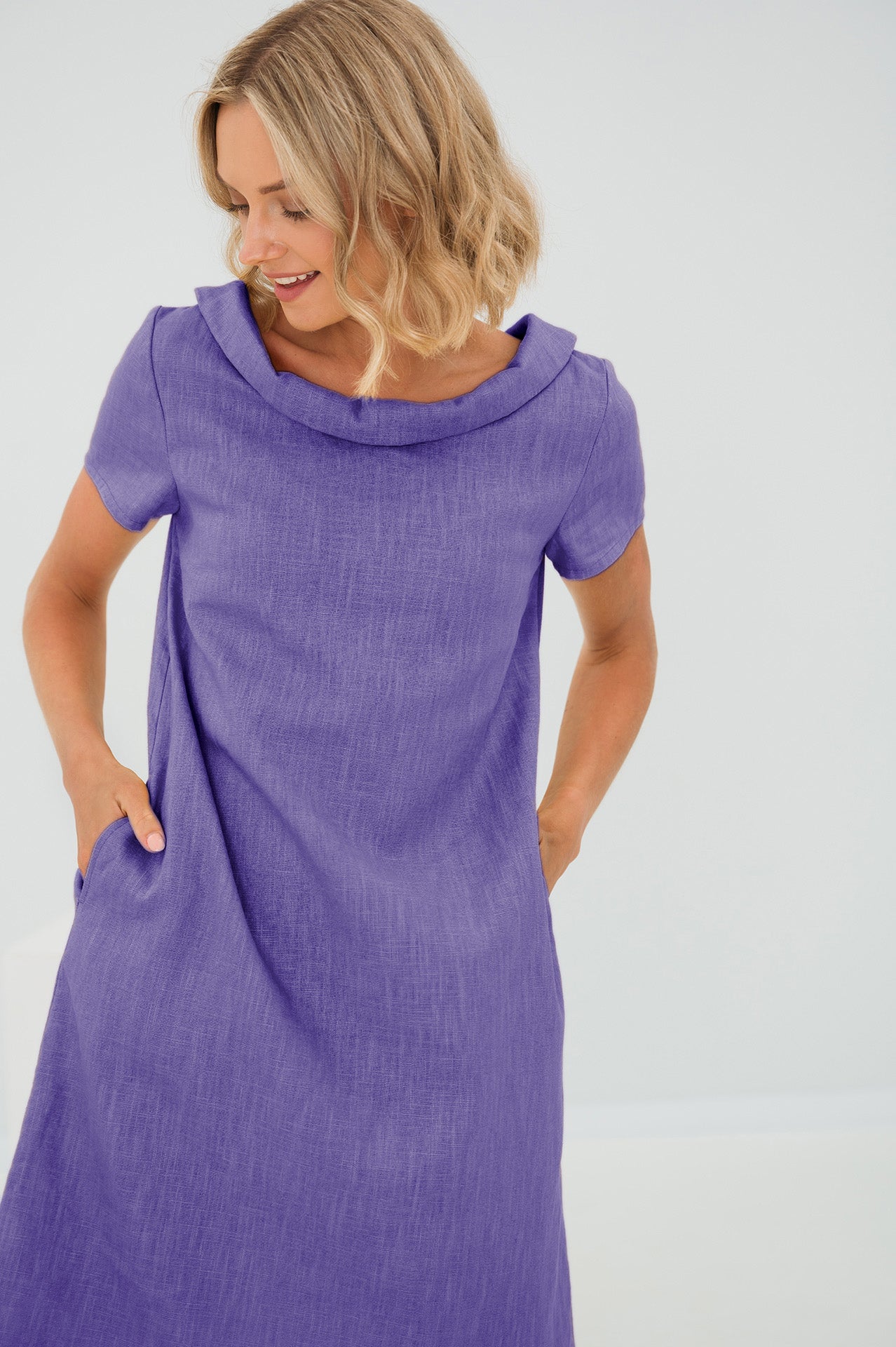 Minimalist Linen-Blend Shift Dress | Timeless Elegance for Every Day
