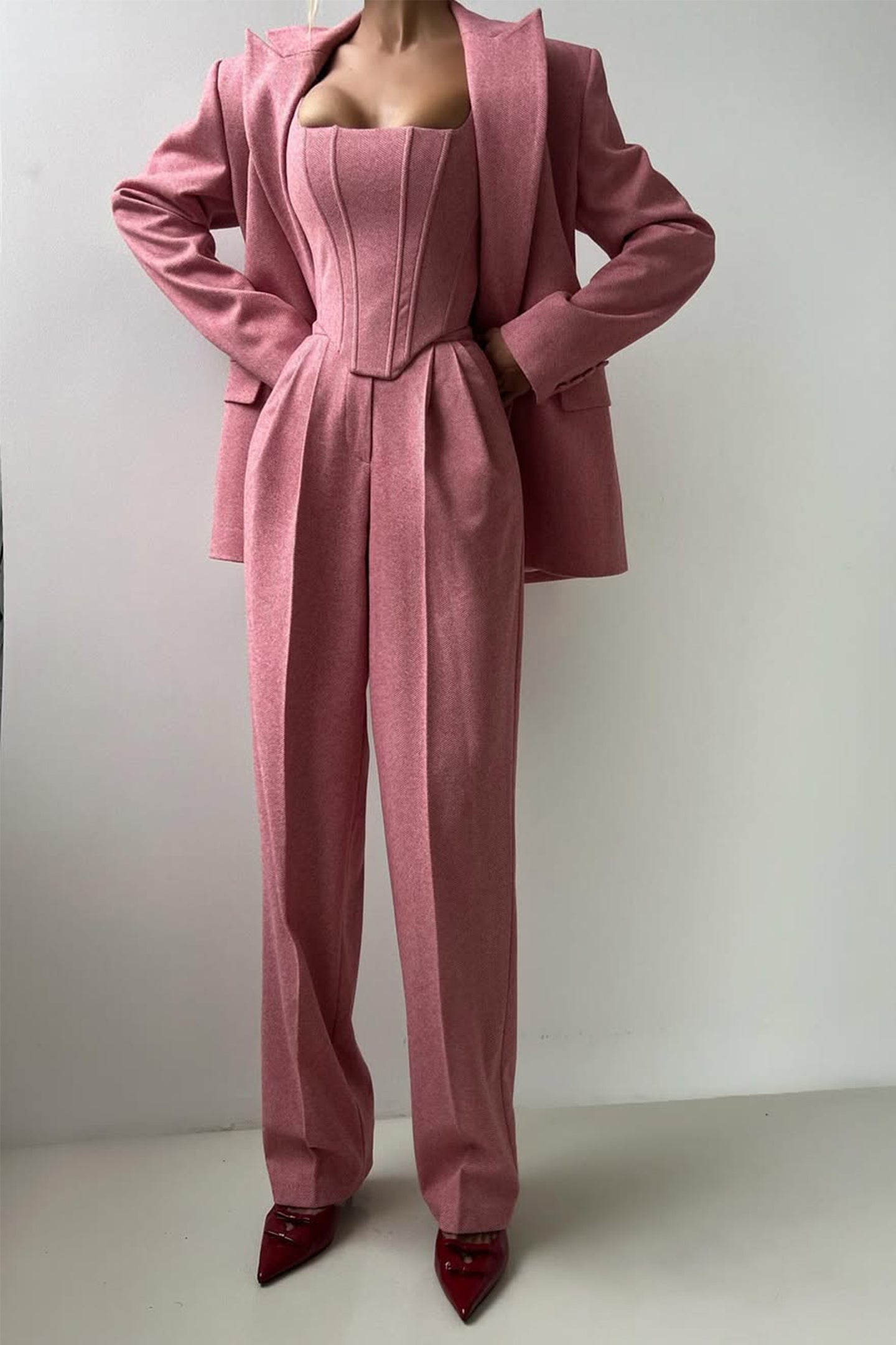 Structured Herringbone Three-Piece Set | Tailored Power Look
